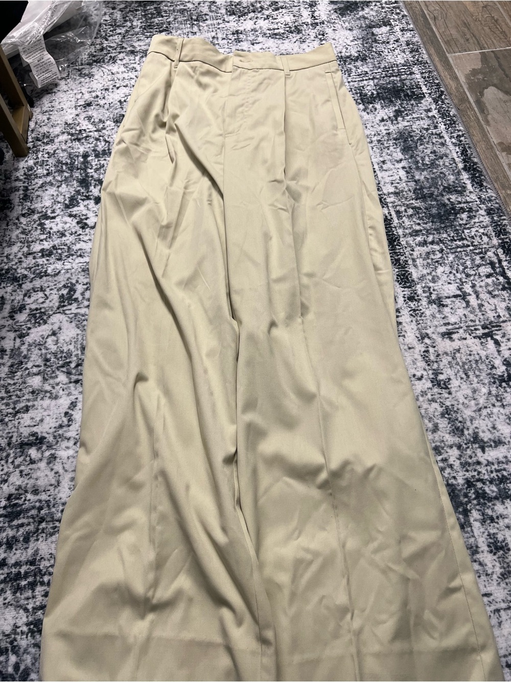 Zara Cream High-Waist Maxi trousers